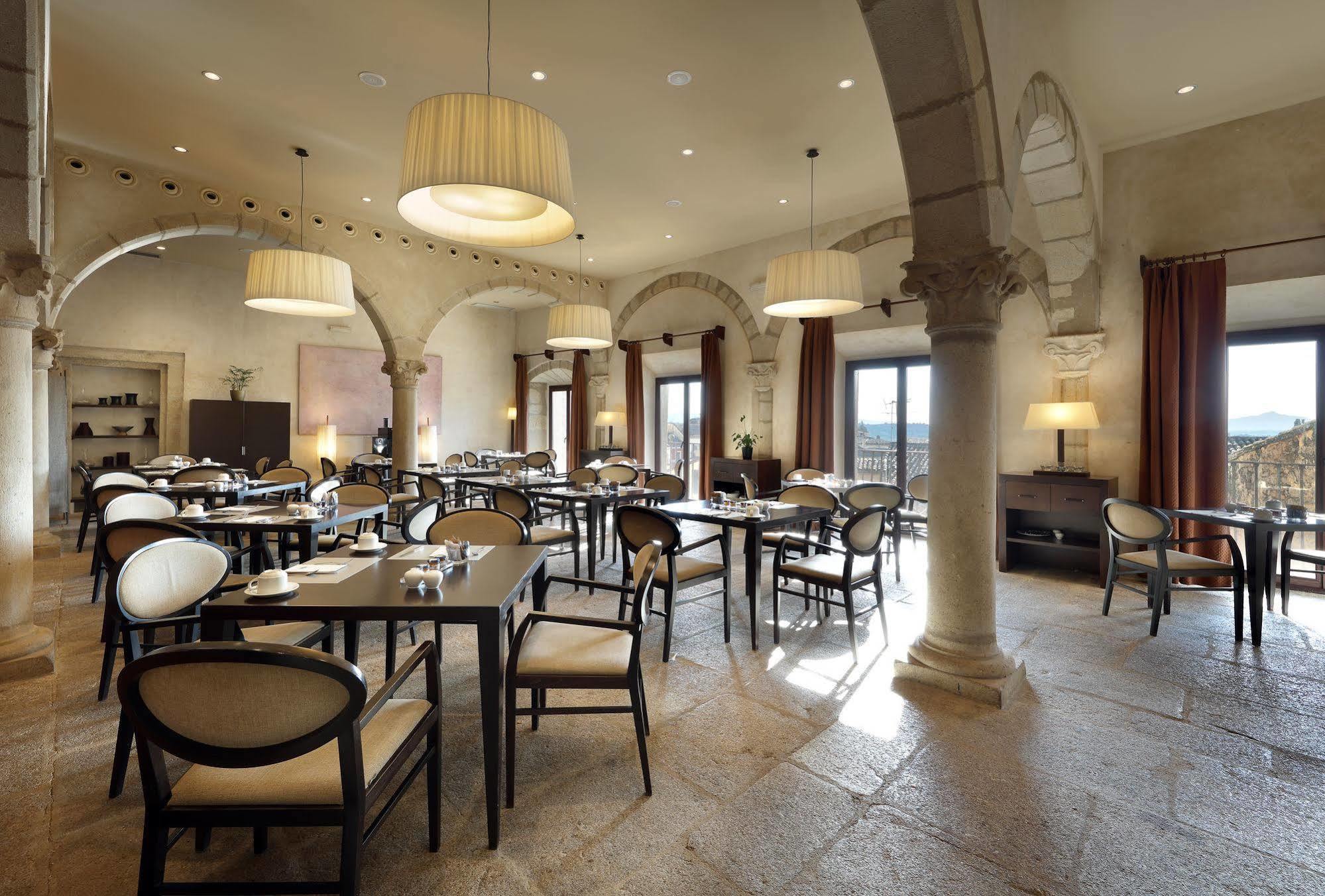 Eurostars Palacio De Santa Marta Trujillo Zewnętrze zdjęcie